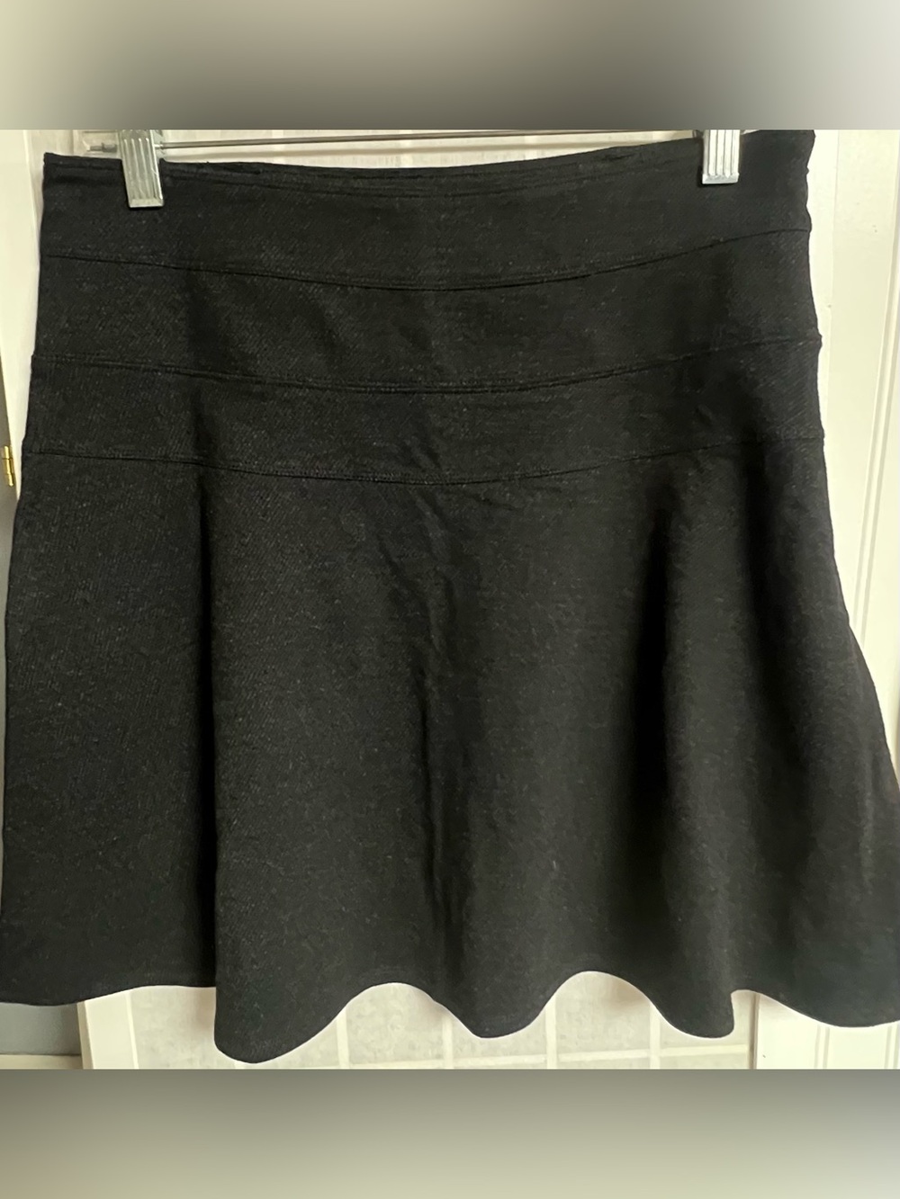 Athleta Size 6 Black RN 54023 Skirt Rayon Blend Stretch EUC